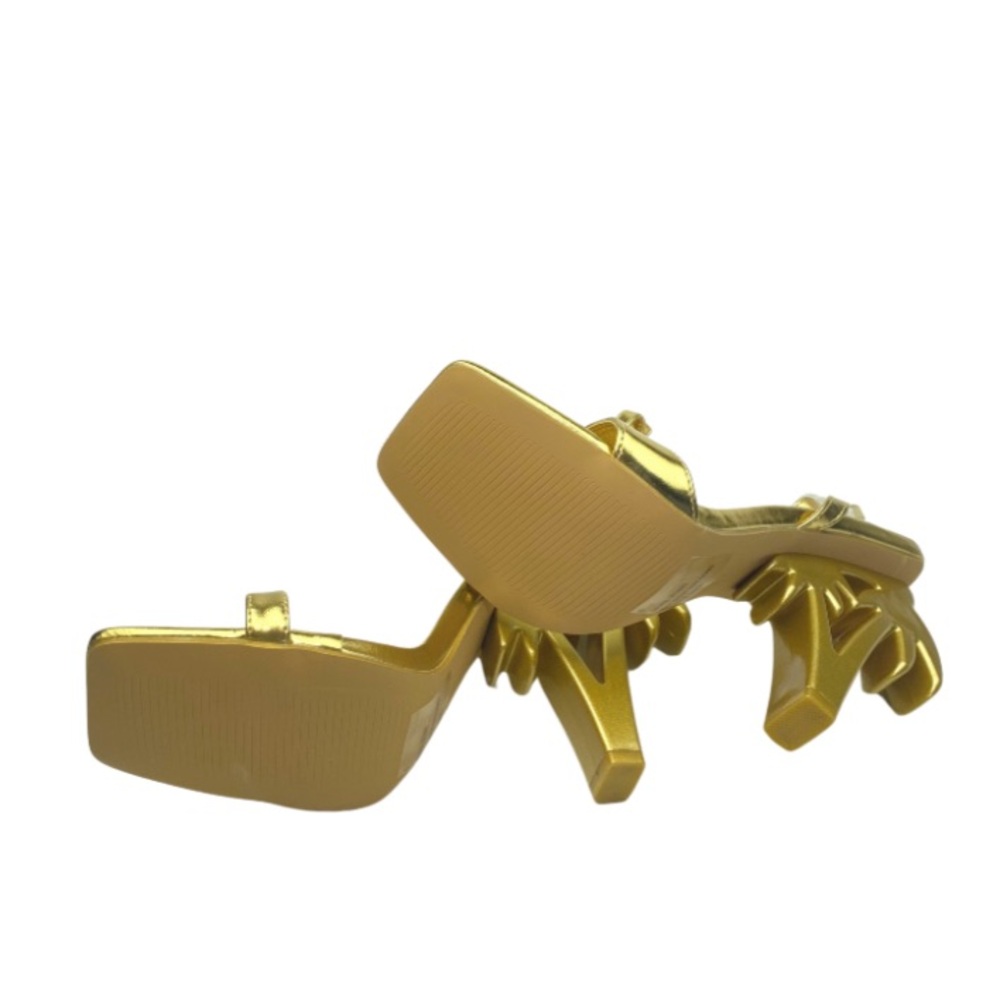Lemonade Heels Gold Size 6 - Picture 6 of 7